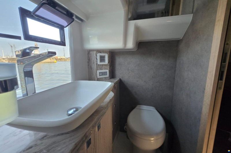 Galeon 440 Fly