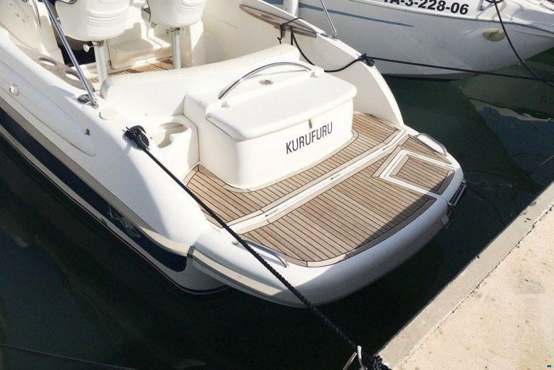 Rio 750 Day Cruiser
