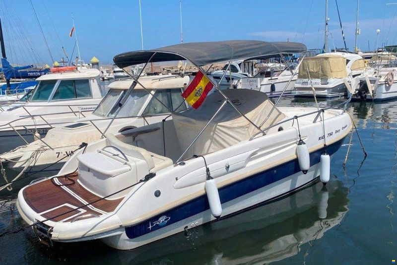 Rio 750 Day Cruiser