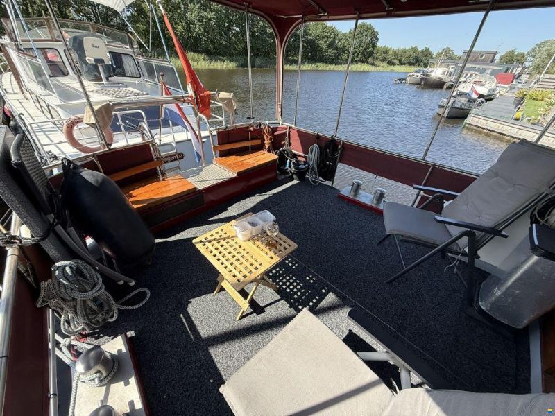 De Bruin kruiser 1280