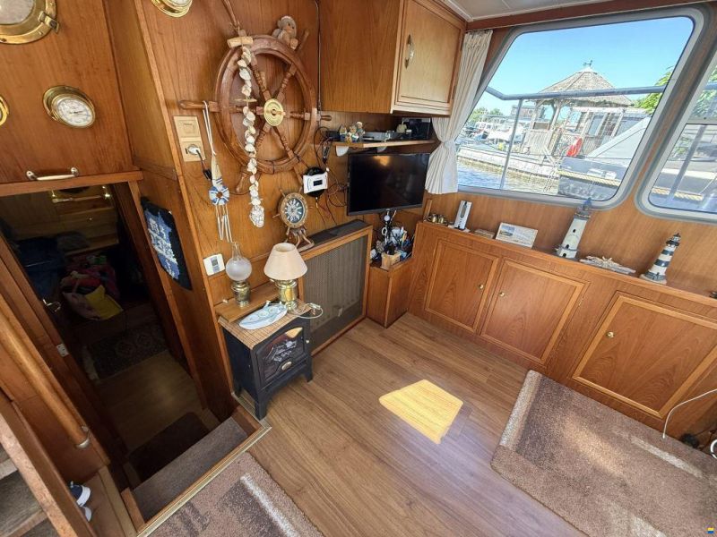 De Bruin kruiser 1280