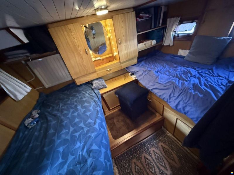De Bruin kruiser 1280