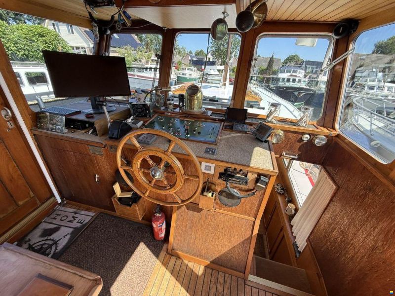 De Bruin kruiser 1280