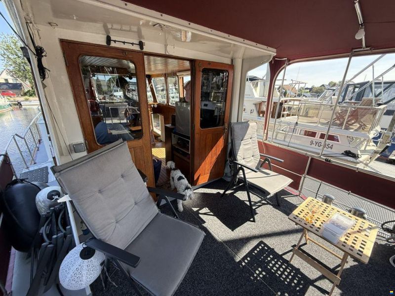 De Bruin kruiser 1280