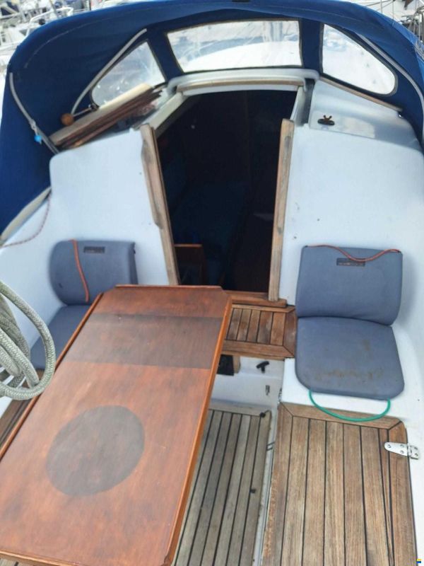 Albin Vega 27
