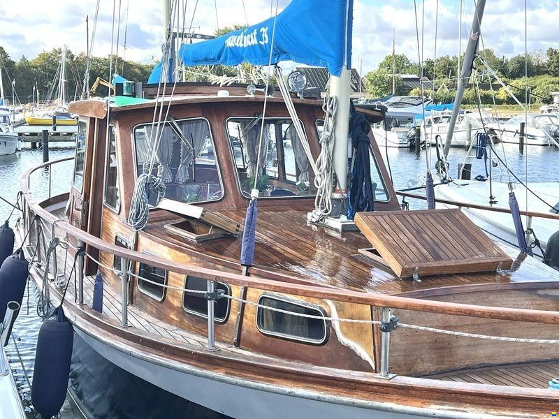 Nauticat 33