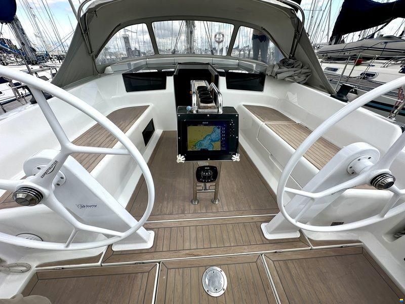 Hanse 418