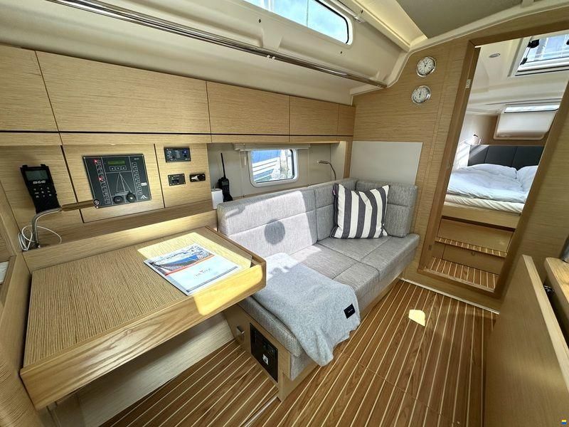 Hanse 418