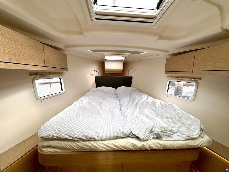 Hanse 418