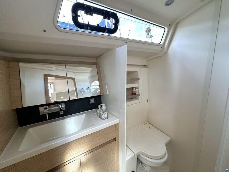 Hanse 418