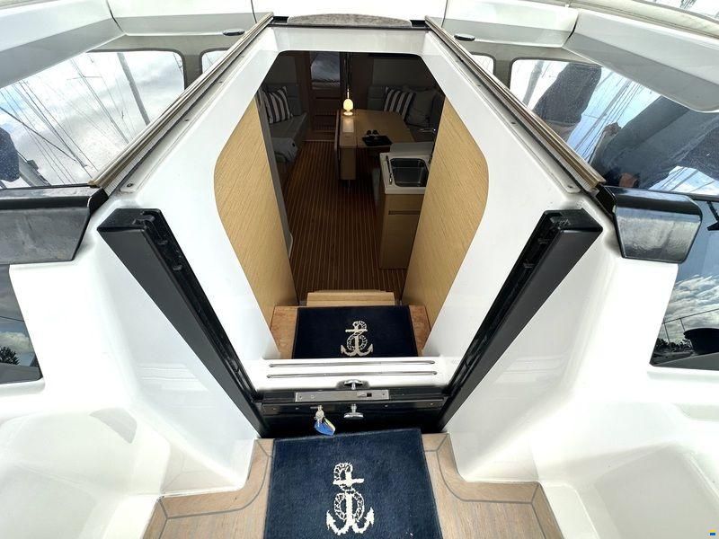 Hanse 418