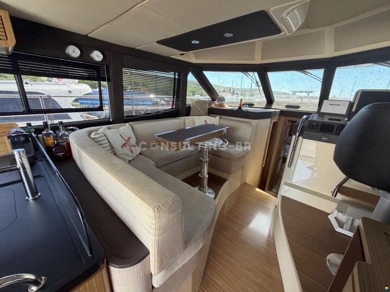 Azimut Magellano 43