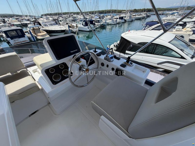 Azimut Magellano 43