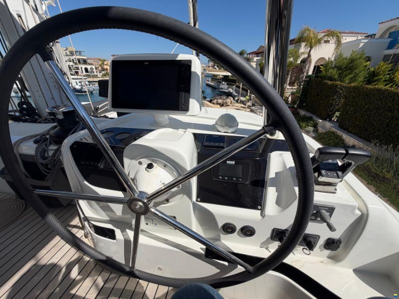 Lagoon 55