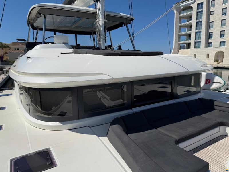 Lagoon 55