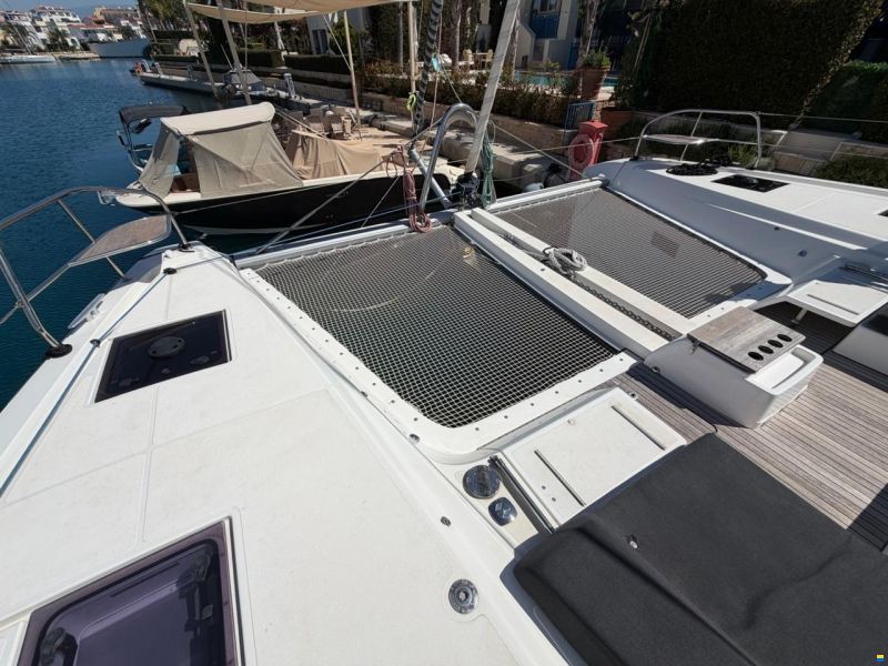 Lagoon 55