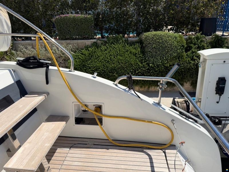 Lagoon 55