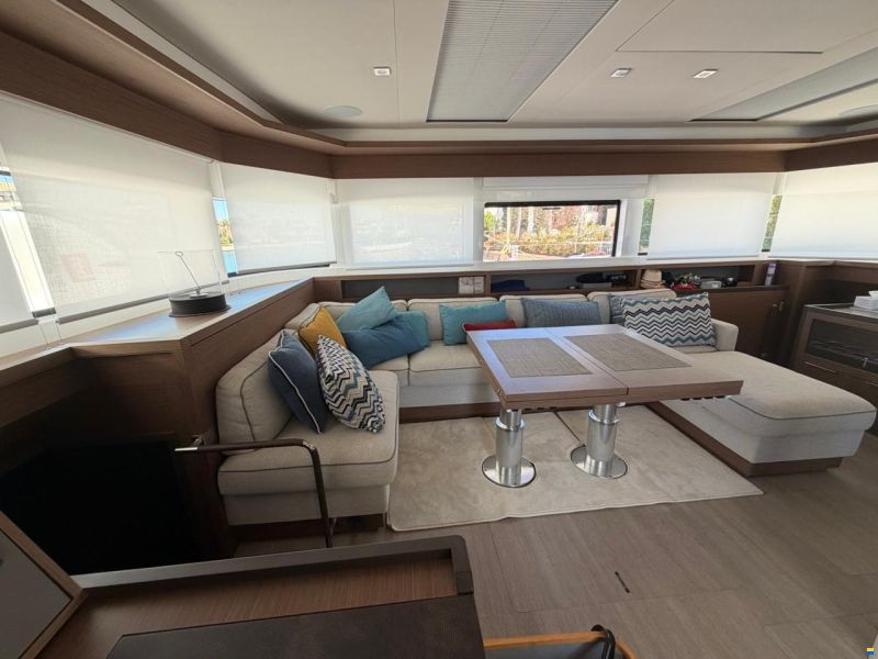 Lagoon 55