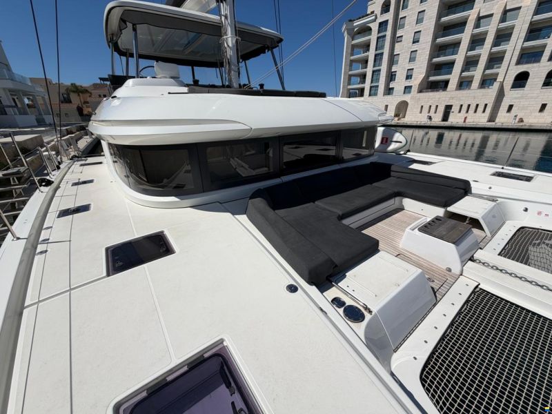 Lagoon 55