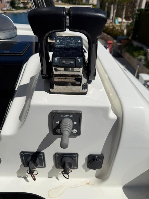 Lagoon 55