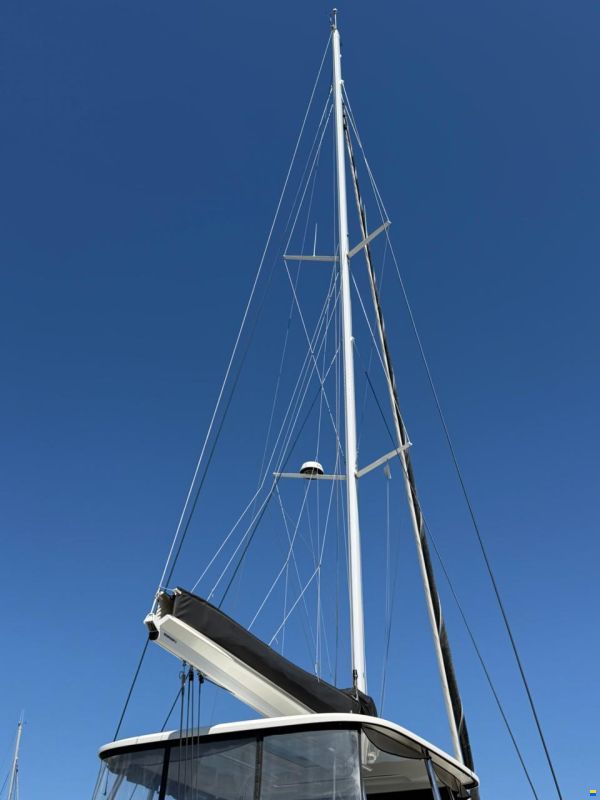 Lagoon 55
