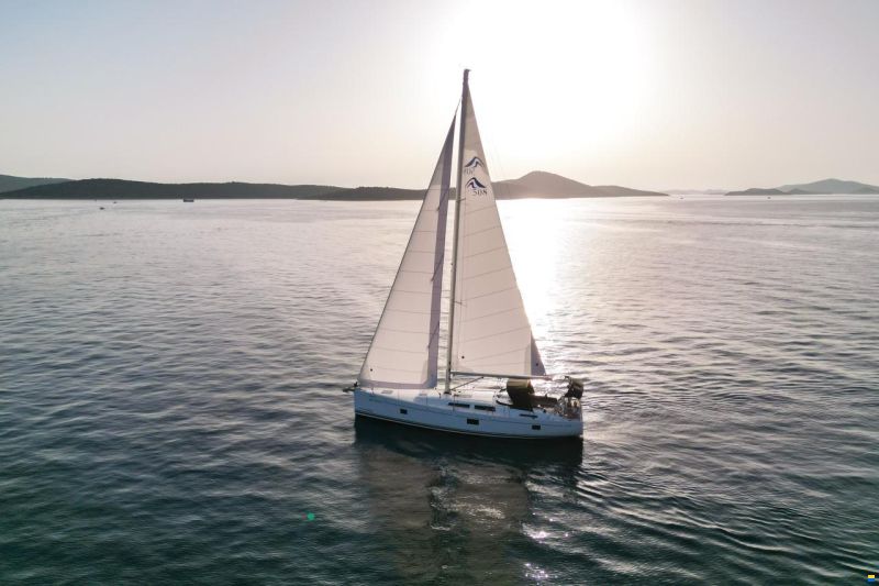 Hanse 508