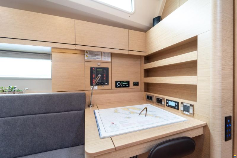 Hanse 508