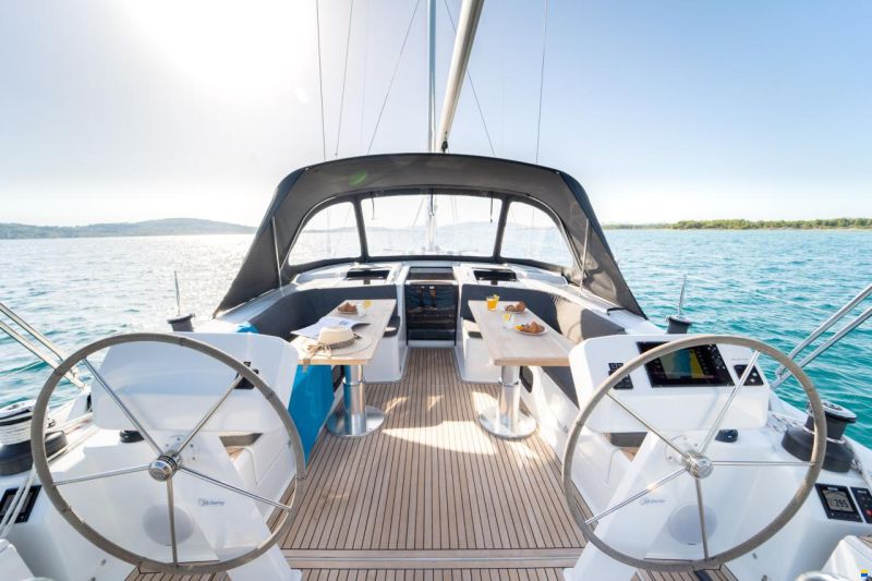 Hanse 508