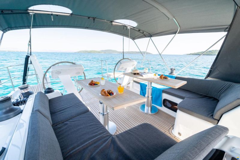 Hanse 508