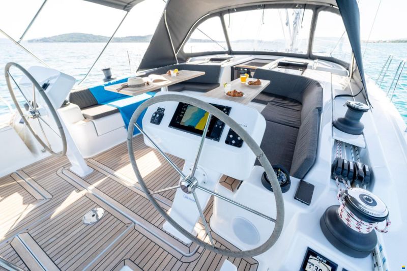 Hanse 508