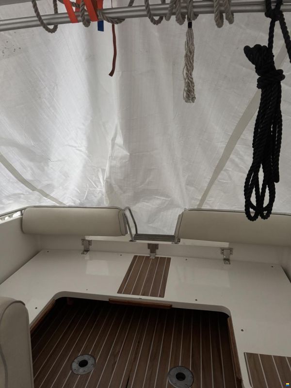 Fjord Dolphin 900