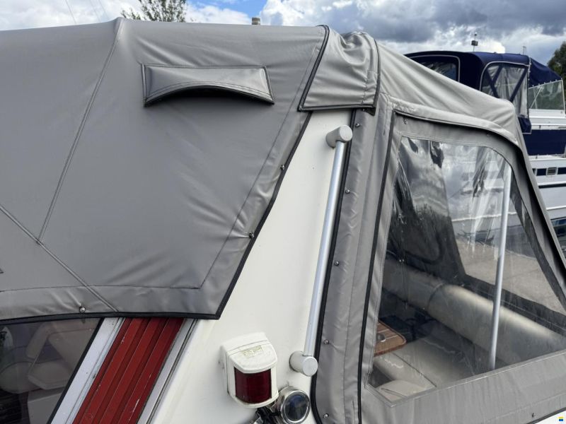 Fjord Dolphin 900
