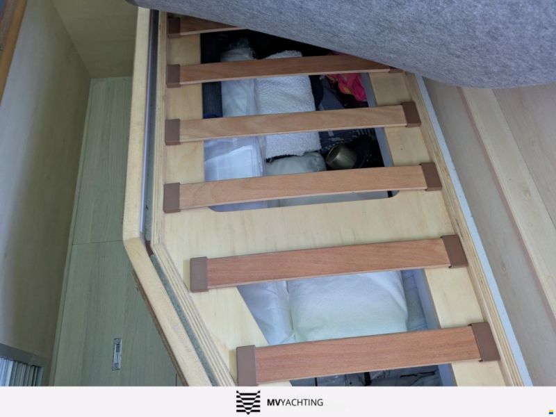 Catana 47