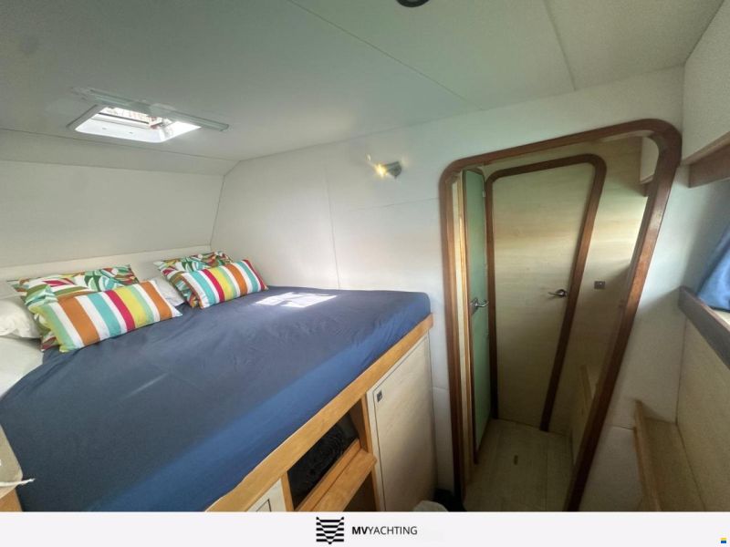 Catana 47