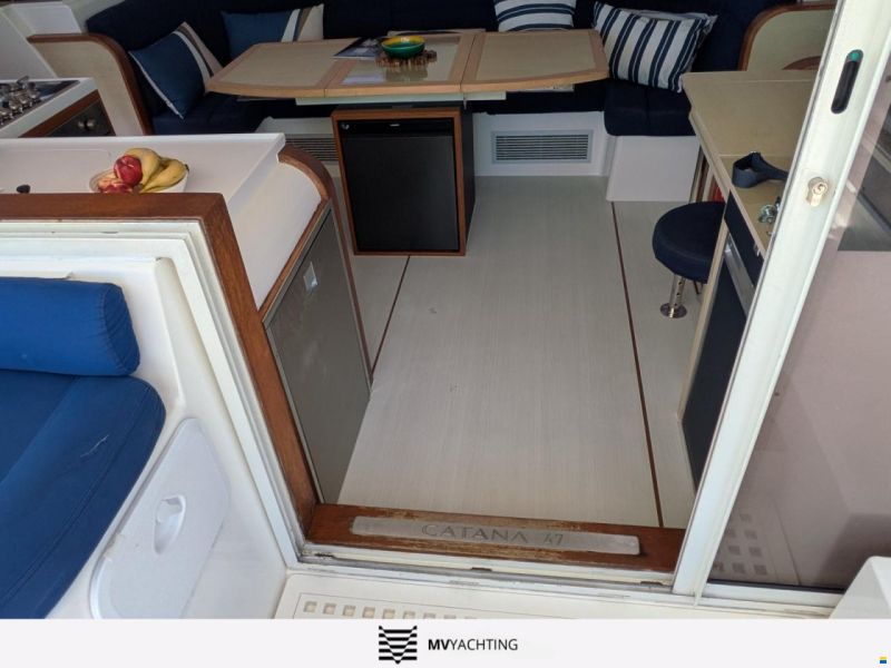 Catana 47