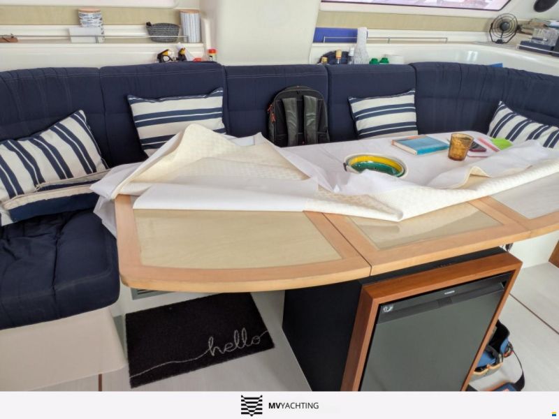 Catana 47