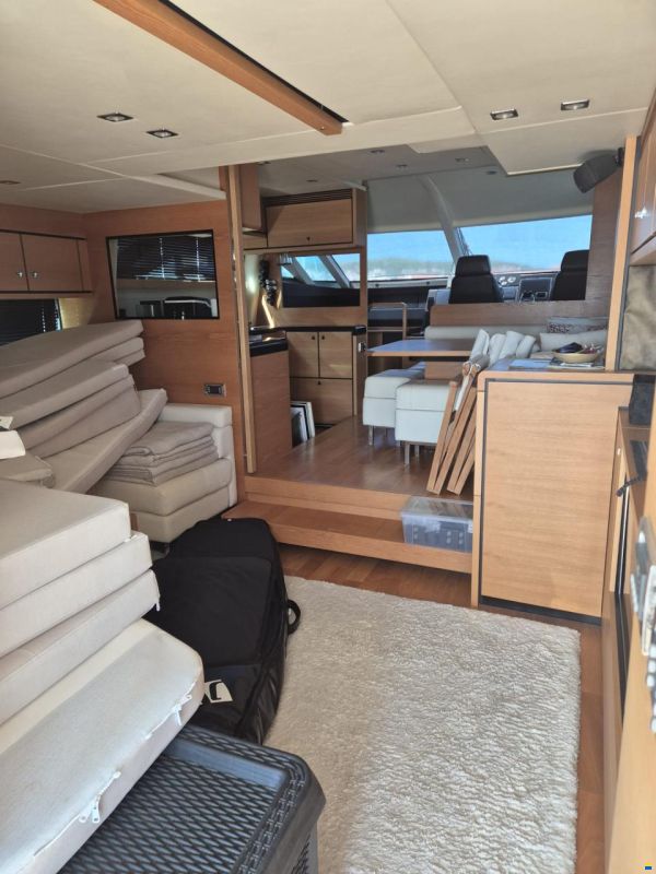 Fairline Squadron 55