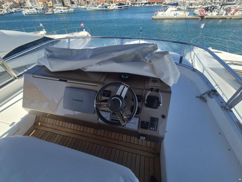 Fairline Squadron 55