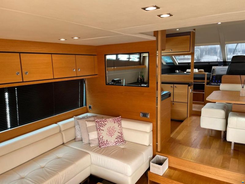 Fairline Squadron 55