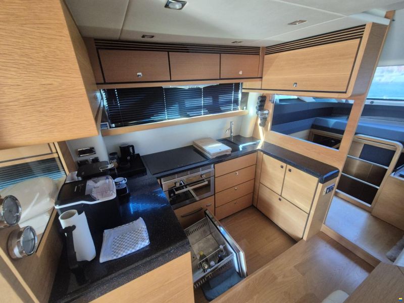 Fairline Squadron 55