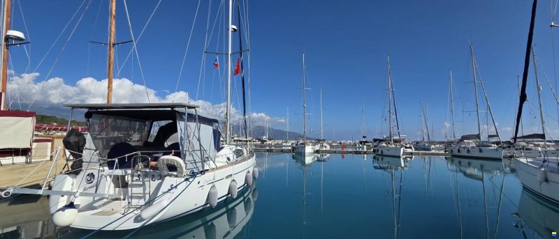 Beneteau Oceanis 40