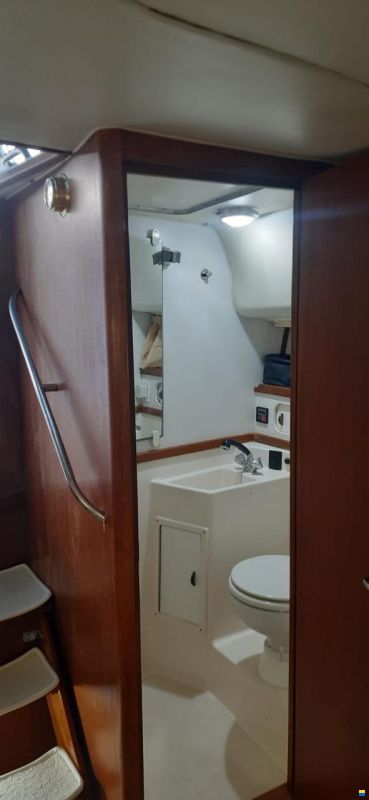 Tiara 3100 Natante