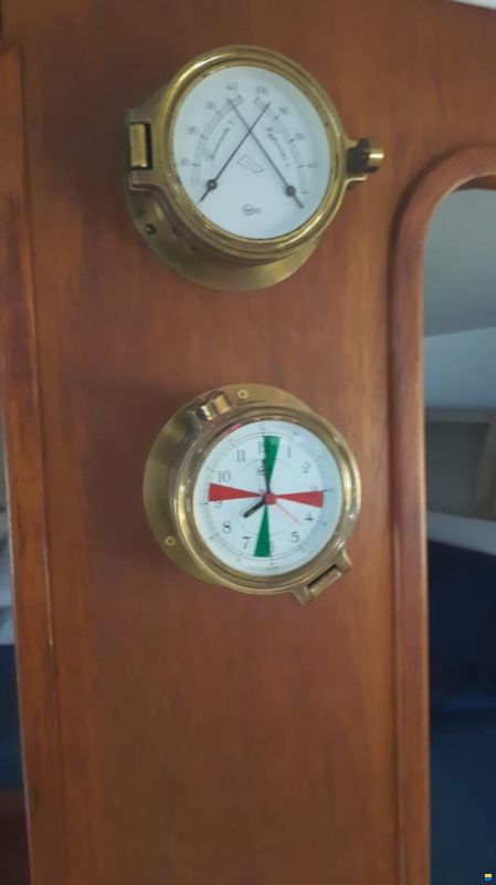Tiara 3100 Natante