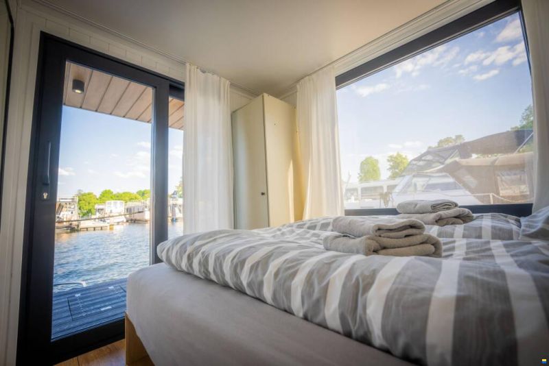 Woma Hausboot Wohnschiff D13