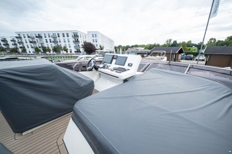Prestige 520 Fly