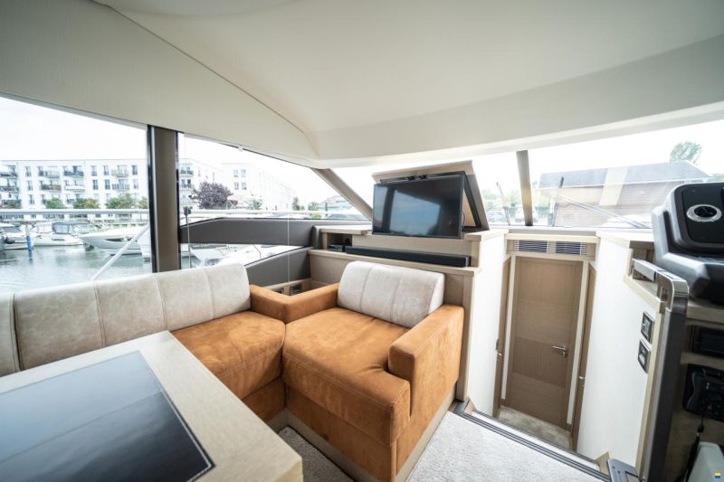 Prestige 520 Fly