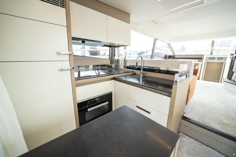 Prestige 520 Fly