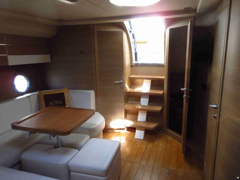 Sessa C52 HT