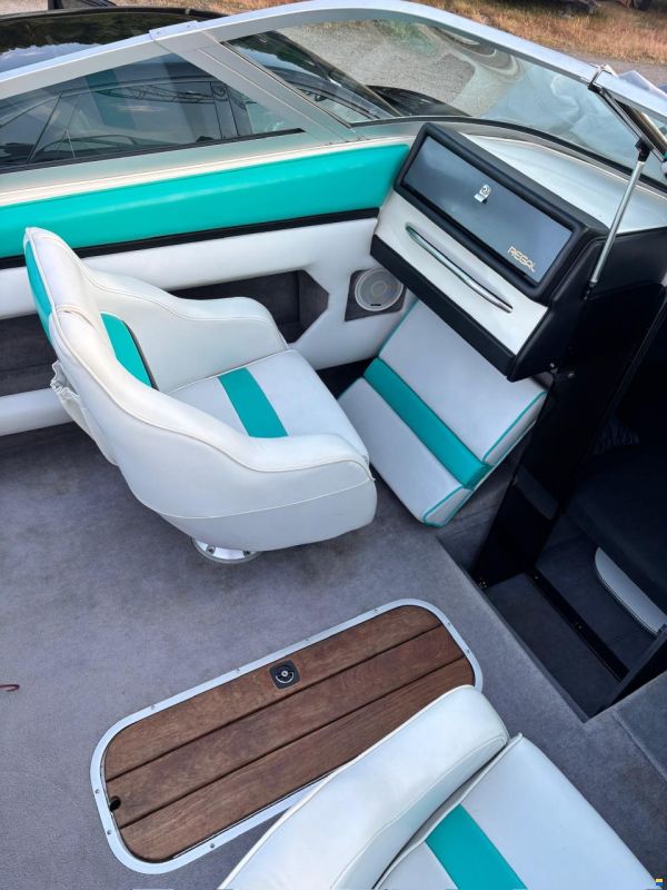 Regal Valanti 220 XL