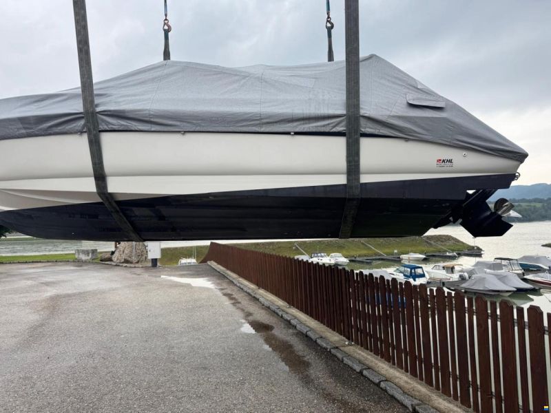 Regal Valanti 220 XL
